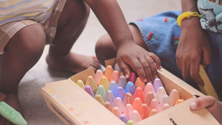 Associação de Pais - Quebra-cabeças e diversão para o Infantil 5 - Notícias  - Colégio do Bosque Mananciais